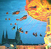 Wellenflug Stranninger auf dem Oktoberfest (©Foto. Martin Schmitz)